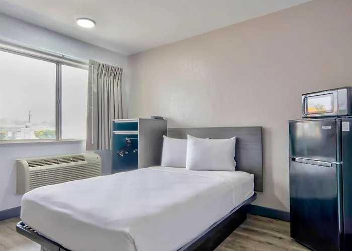 Motel 6-Austin, Tx - North