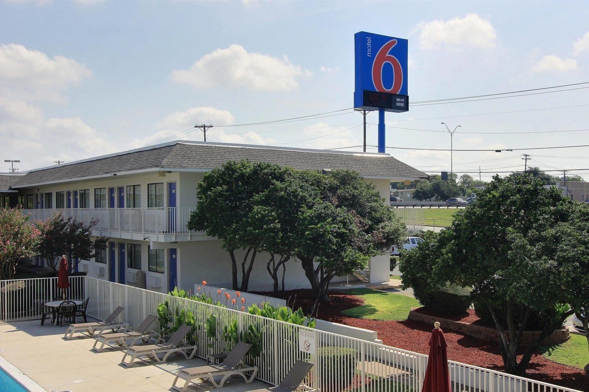 6-austin, Tx - North Hotel